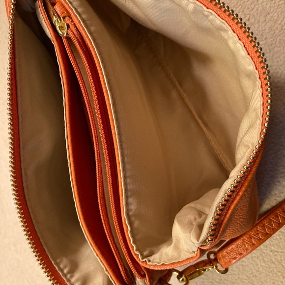 Persimmon orange supple textured leather casual bag with removable strap - Picture 11 of 16